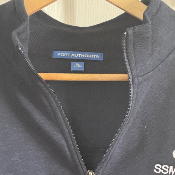 SSM Branded L/S Quarter-zip Sweatshirt in Navy Blue, Like New, XL - Picture 2 of 3